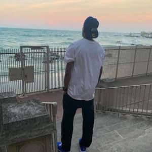 Meet your Posher, Cory